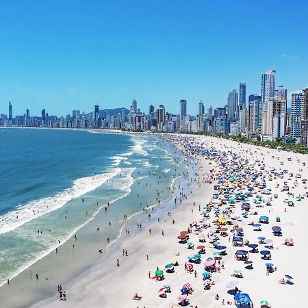 ホテル Brasil Express Balneário Camboriú エクステリア 写真